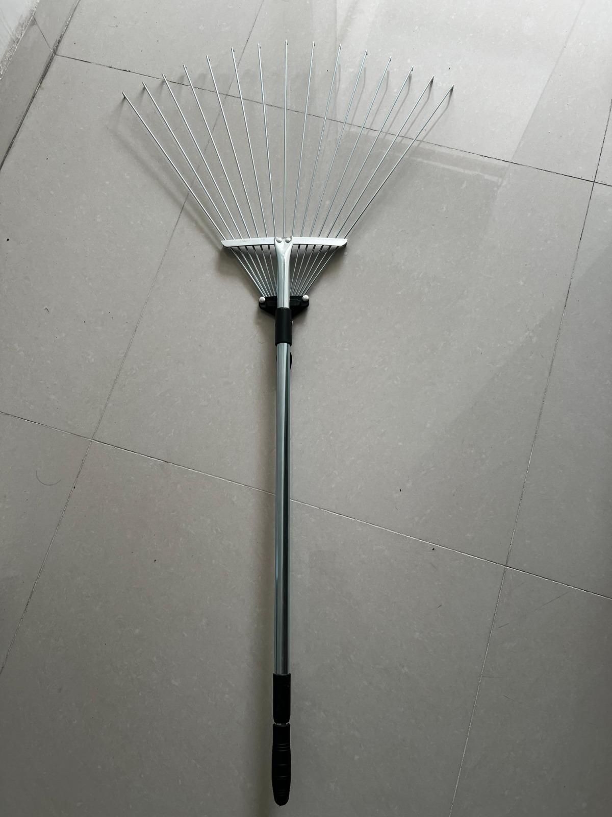 Garden Leaf Yard Cleaning Metal Tool